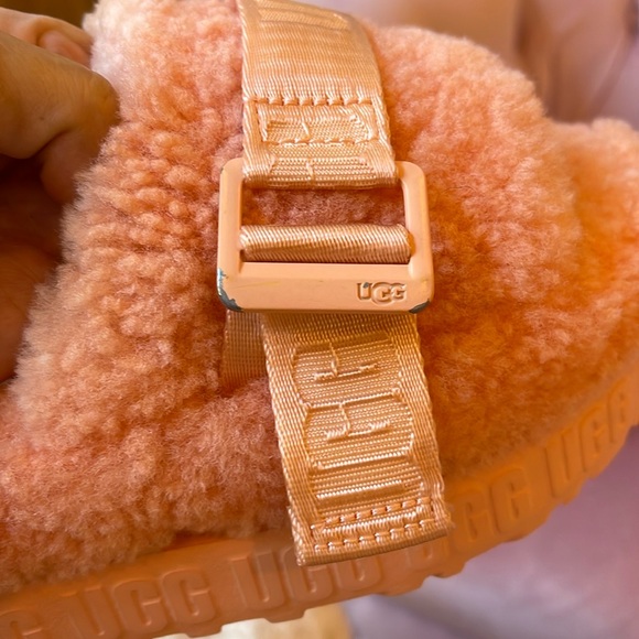 UGG Apricot Platform Slides🧡 - Picture 11 of 12